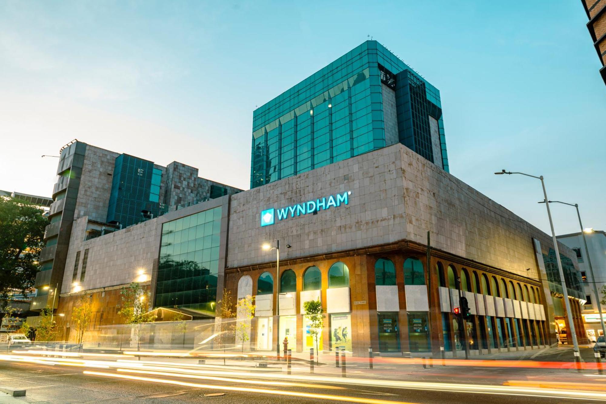 Wyndham Monterrey Ambassador Centro Hotel Ngoại thất bức ảnh