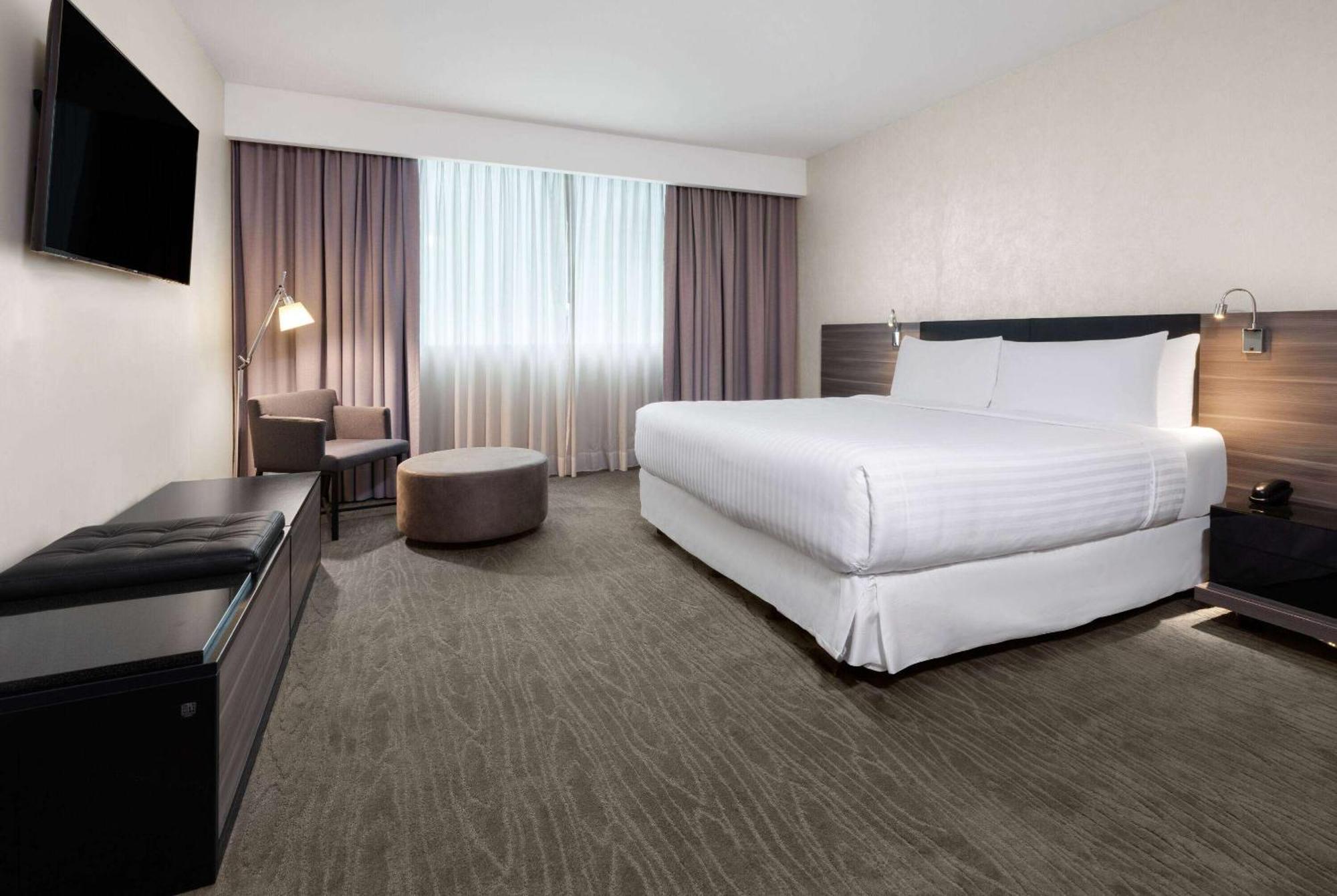 Wyndham Monterrey Ambassador Centro Hotel Ngoại thất bức ảnh