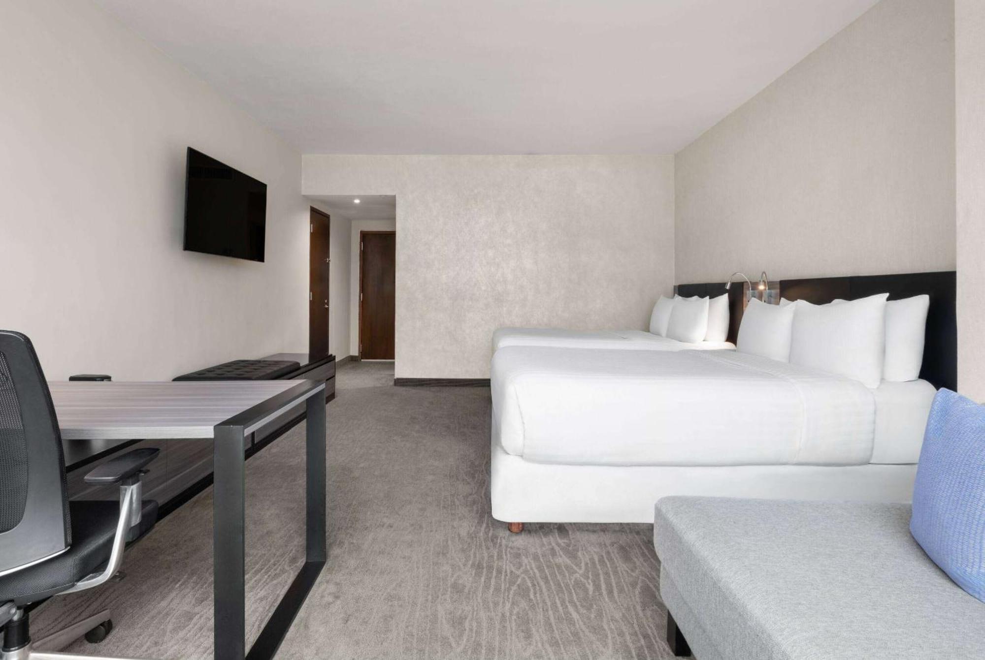 Wyndham Monterrey Ambassador Centro Hotel Ngoại thất bức ảnh